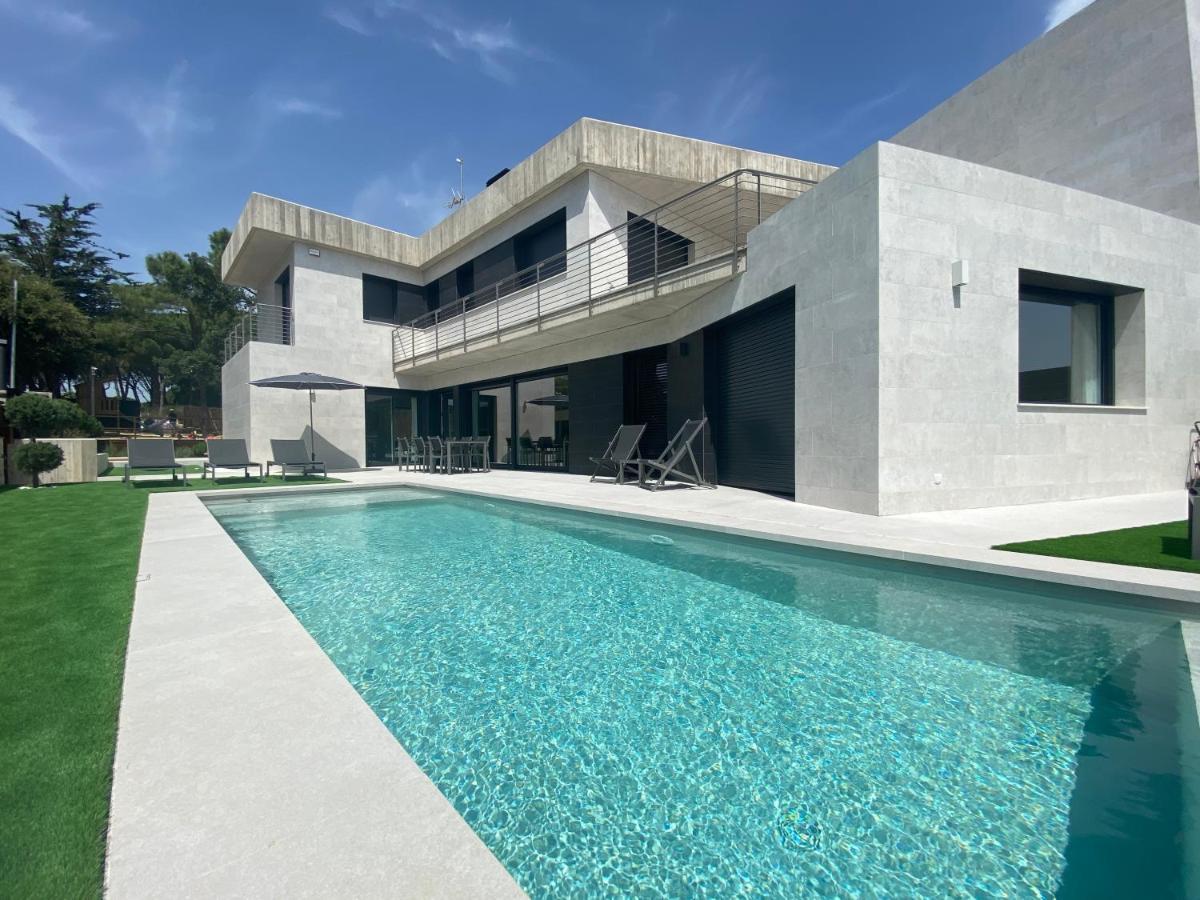 Naramia Sagaro Villa With Poolgarden10 Pax S'Agaro Exterior foto