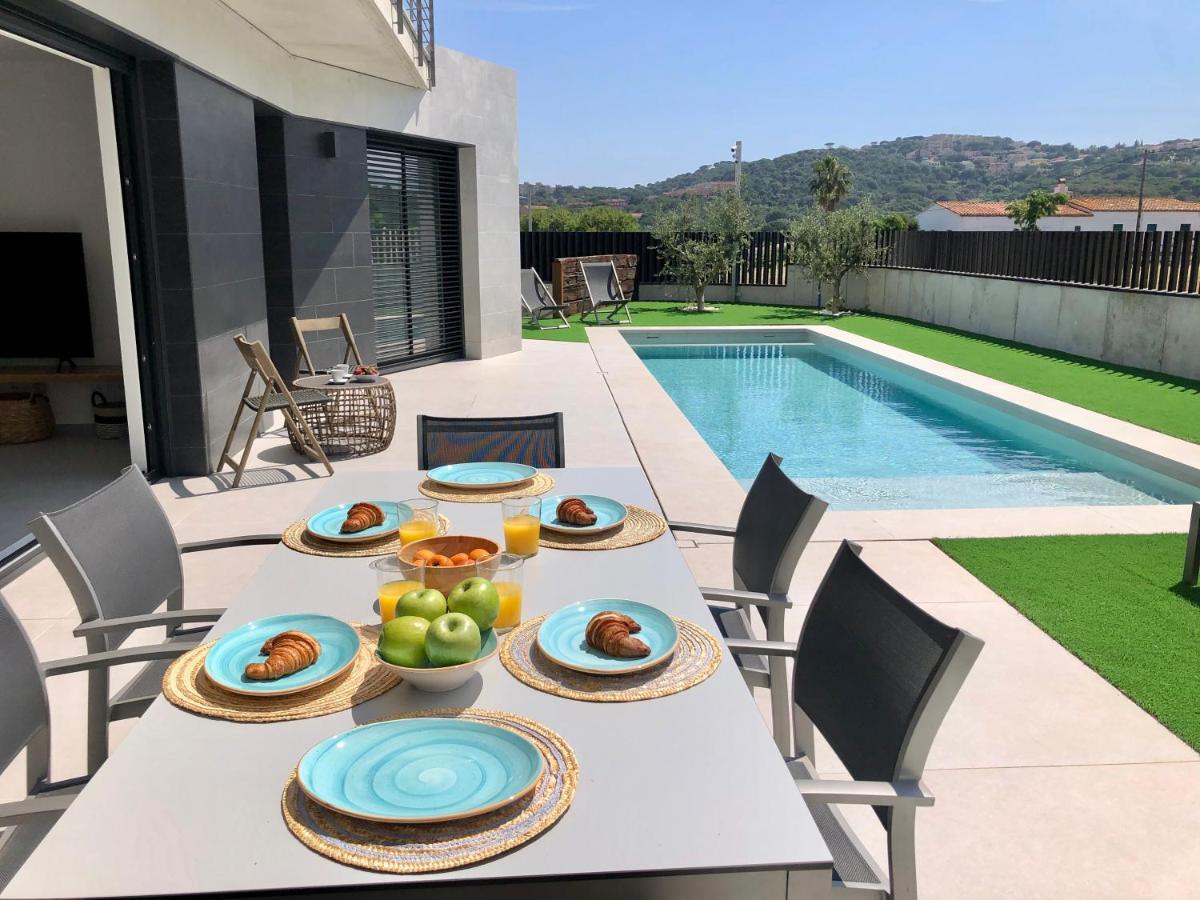 Naramia Sagaro Villa With Poolgarden10 Pax S'Agaro Exterior foto