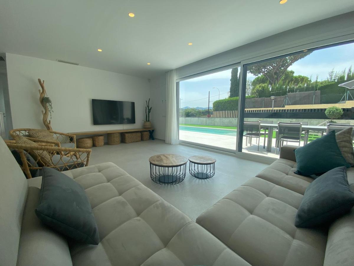 Naramia Sagaro Villa With Poolgarden10 Pax S'Agaro Exterior foto